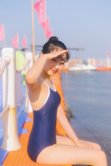 《不戴套的瑜伽教练3》播放